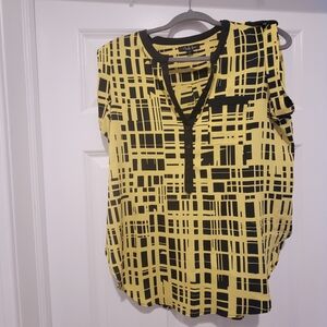 Antilia Femme Geometric Yellow and Black Blouse